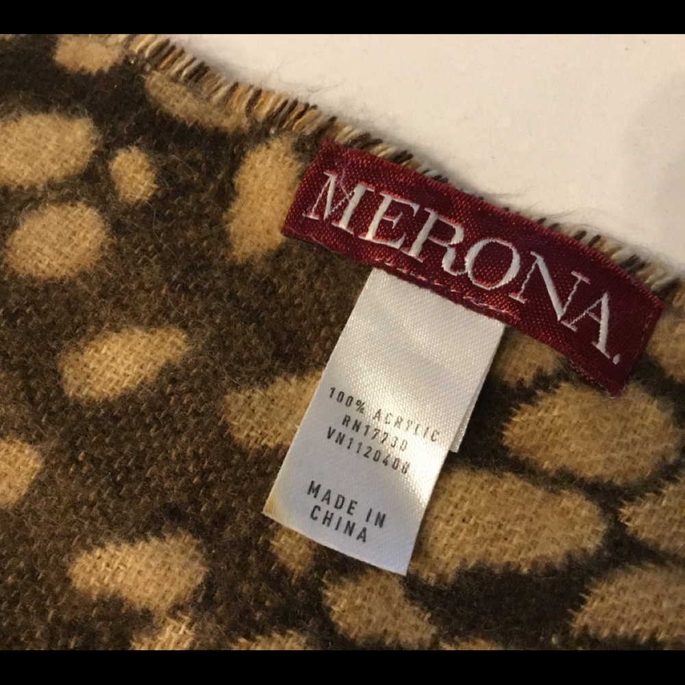 Merona Scarf - Picture 3 of 10